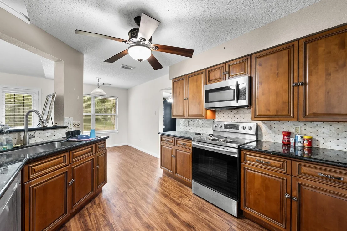 Photo of 7442 County Road 42