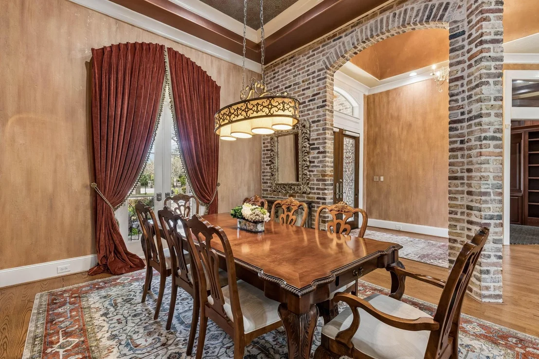 Photo of 27306 Owosso Court