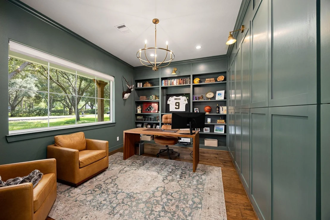 Photo of 3008 S Saddlebrook Lane