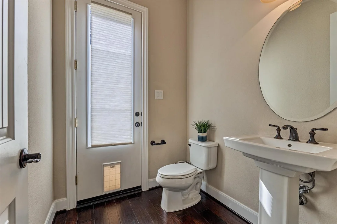 Photo of 25 Red Moon Place