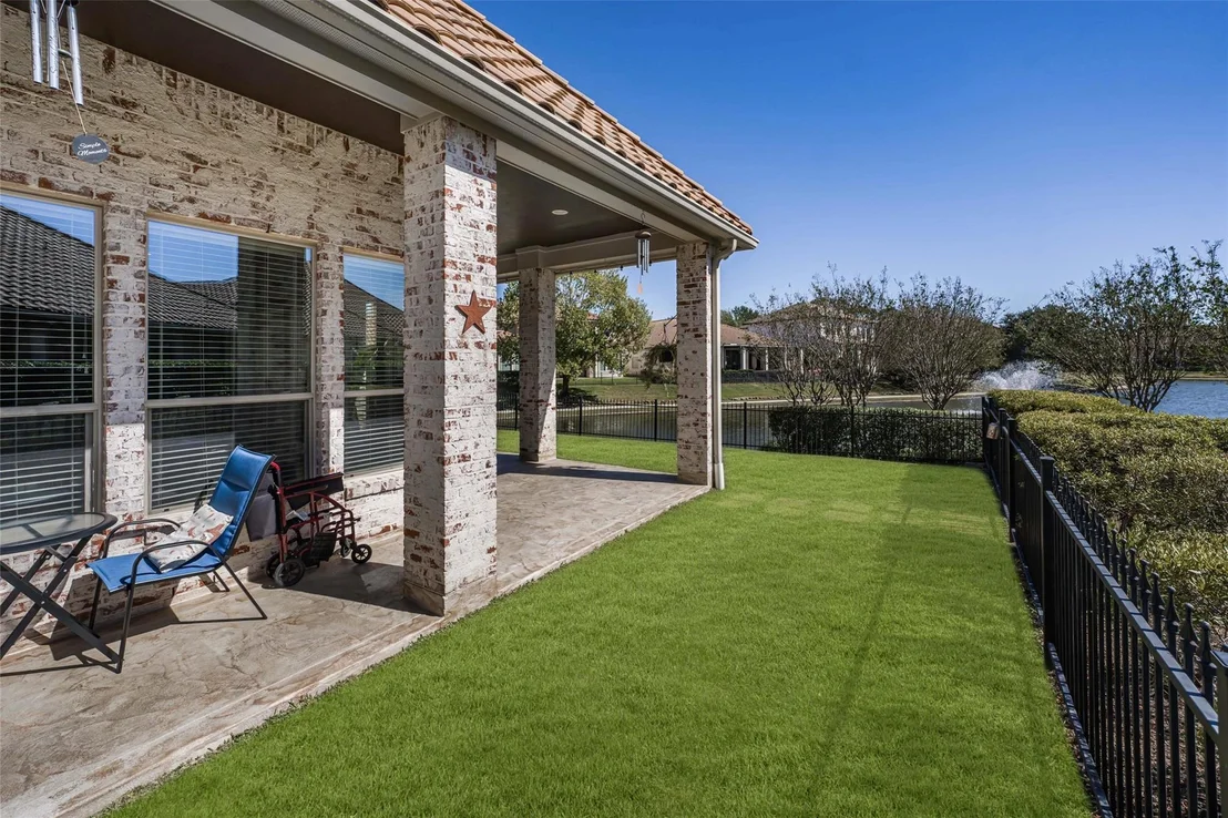 Photo of 115 Lake Sterling Gate Drive