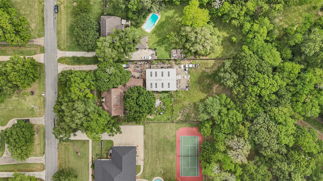 Photo of 505 Oak Drive