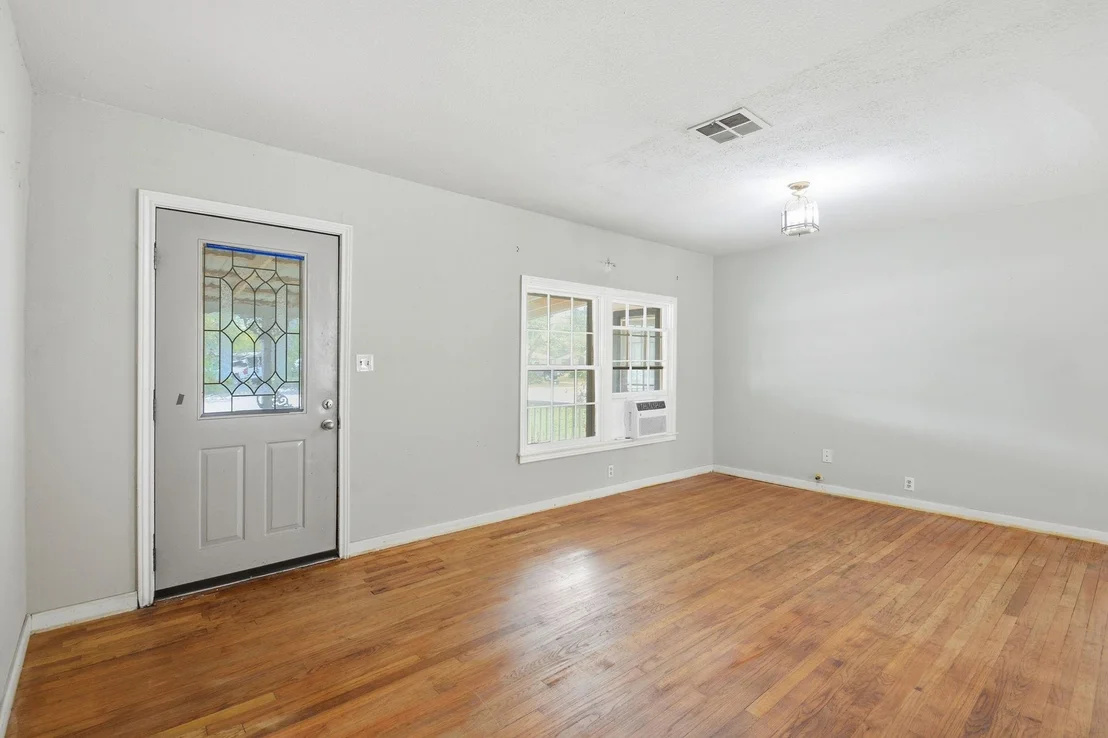 Photo of 304 Baker Drive