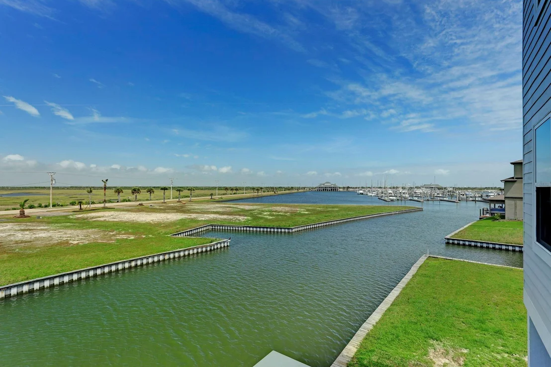 Photo of 20 Largo