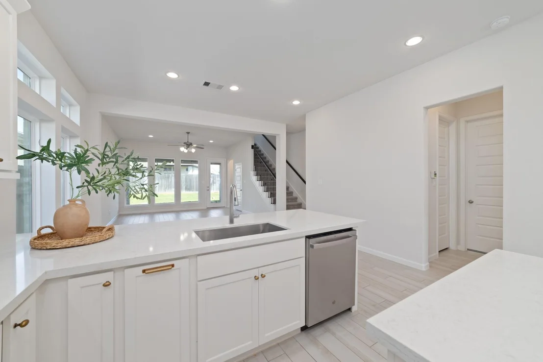 Photo of 142 Amaranth Way