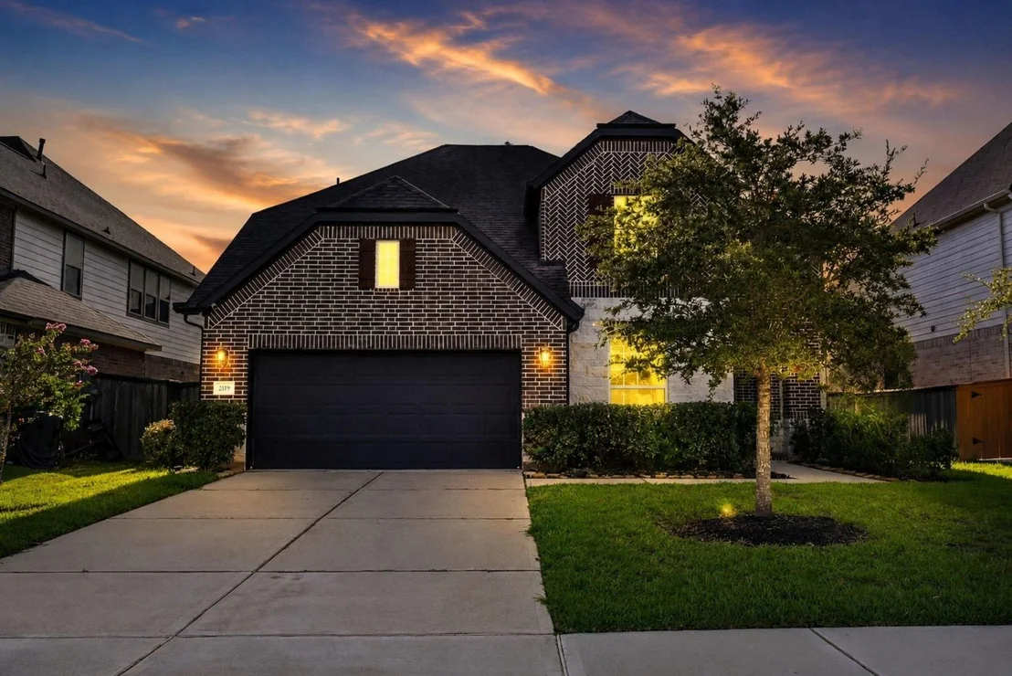 Photo of 2119 Stargrass Drive