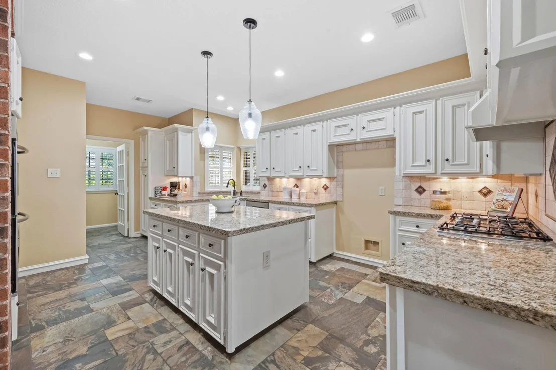Photo of 15 Crestone Place