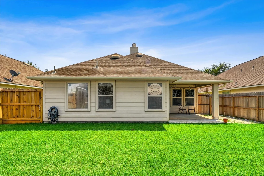 Photo of 6015 Wildbriar Lane