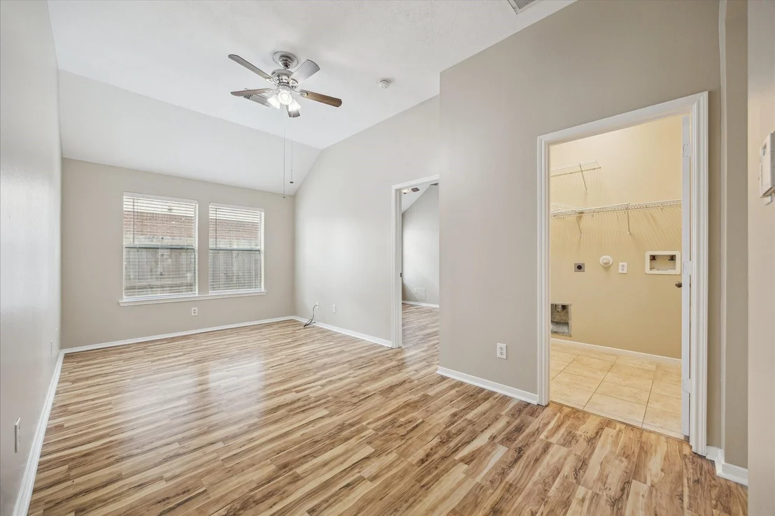 Photo of 2708 Courtyard Lane