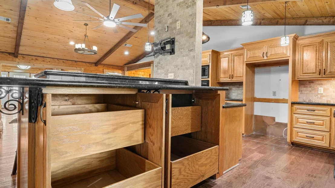 Photo of 16120 Brown Road