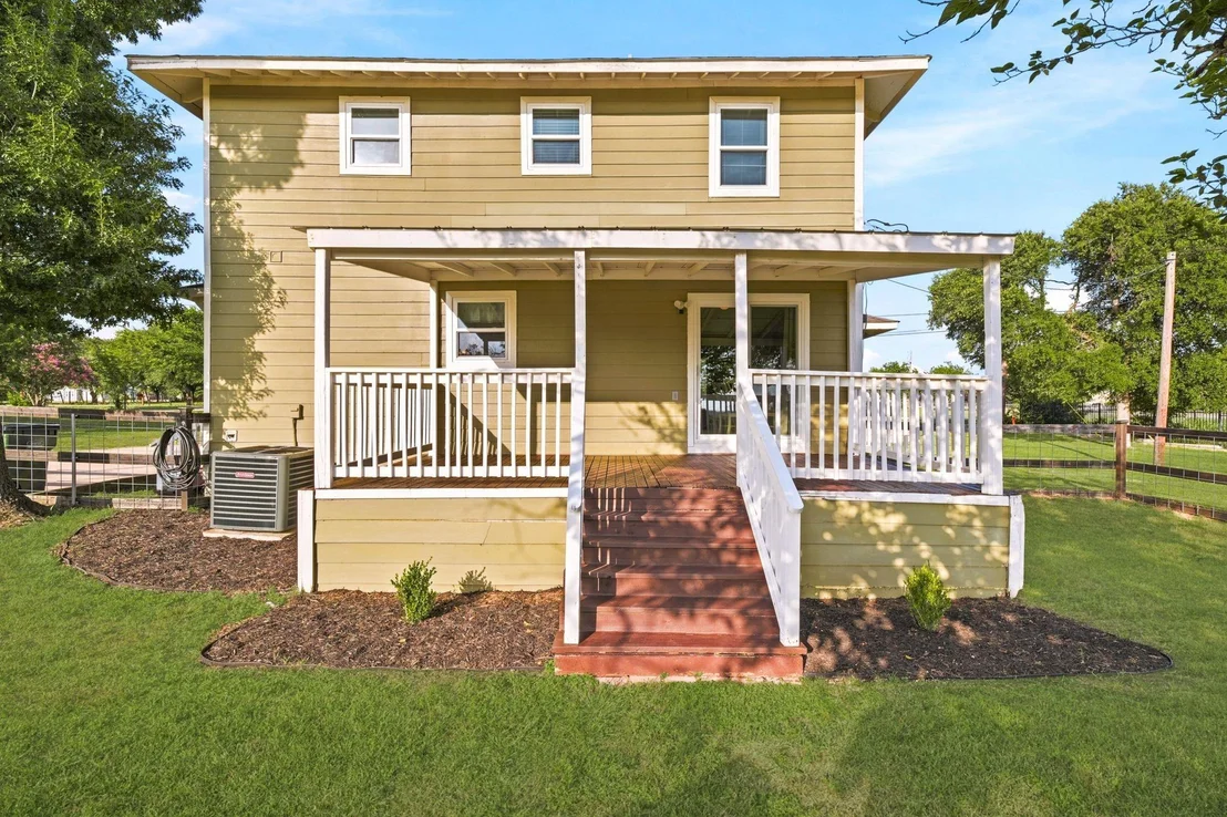 Photo of 133 Meadow View Boulevard