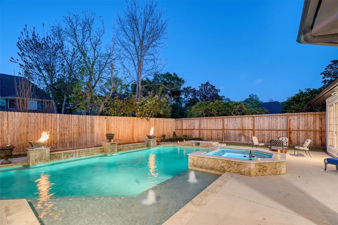 Photo of 19506 Chestnut Place