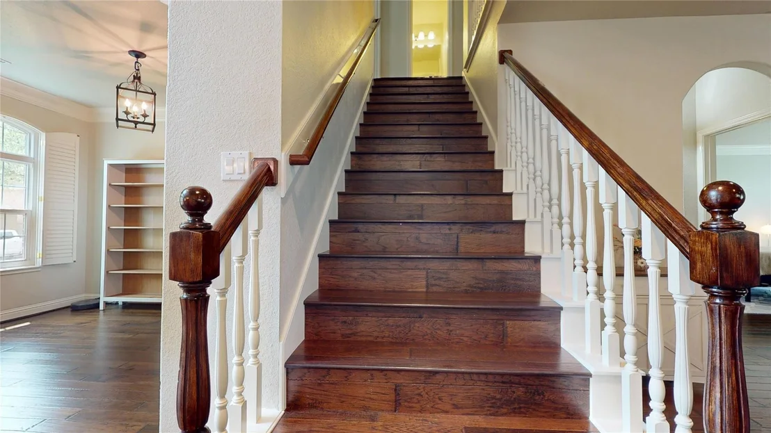 Photo of 1323 Hillside Forest Drive