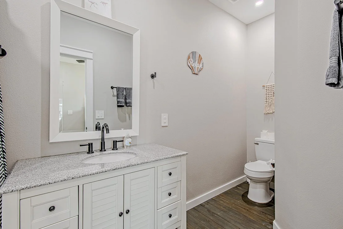 Photo of 1079 Cedar Lane