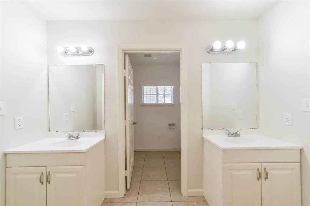 Photo of 11643 Breezy Knoll Drive