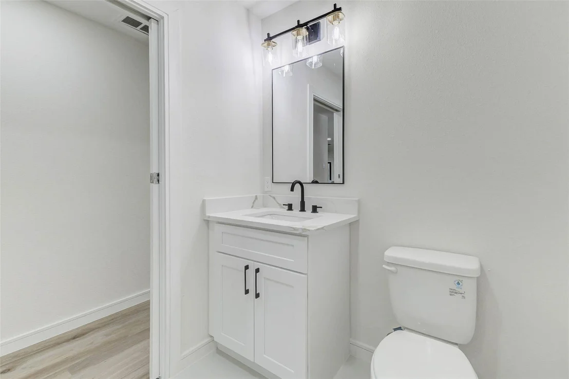 Photo of 9923 Emnora Lane