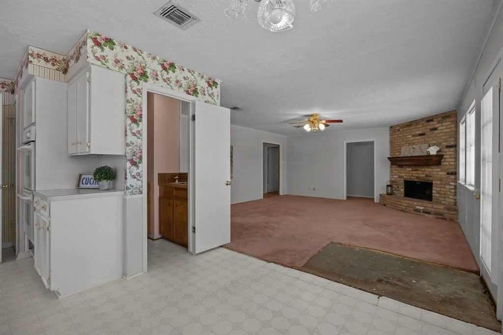Photo of 3906 Ecuador Drive