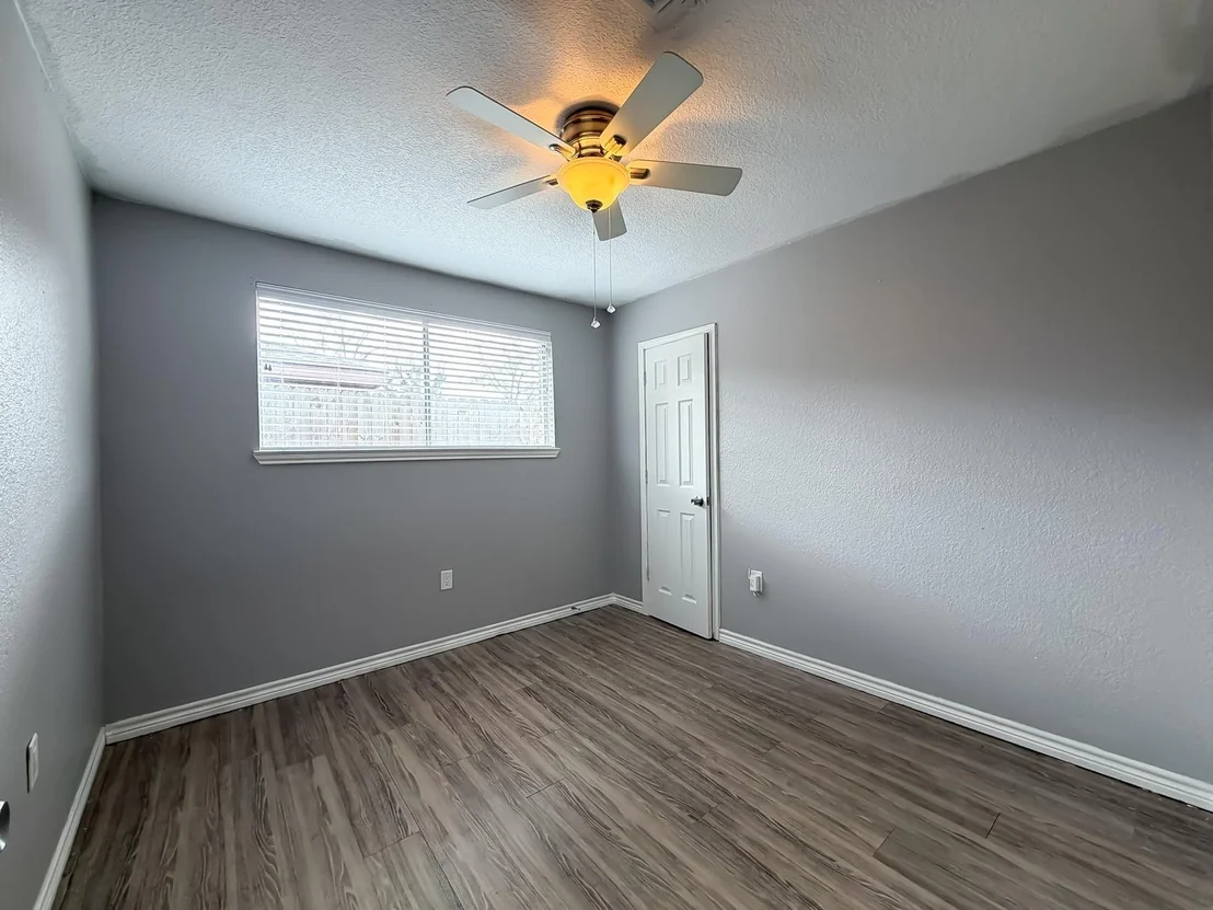 Photo of 10815 Sagecrest Lane