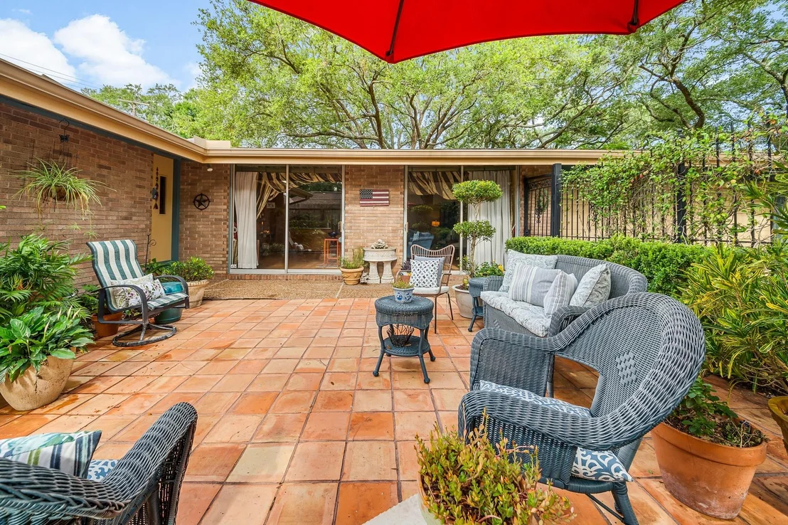 Photo of 5327 Valkeith Drive