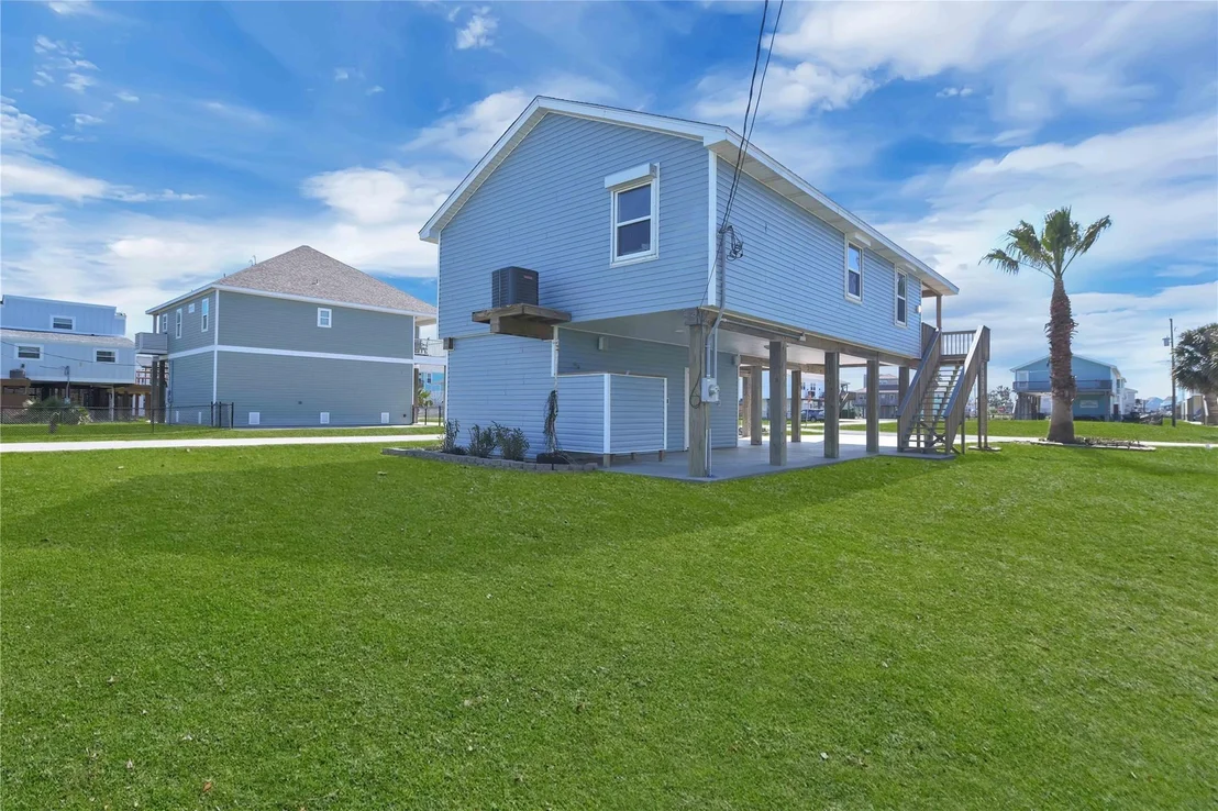 Photo of 4023 Grayson Dr