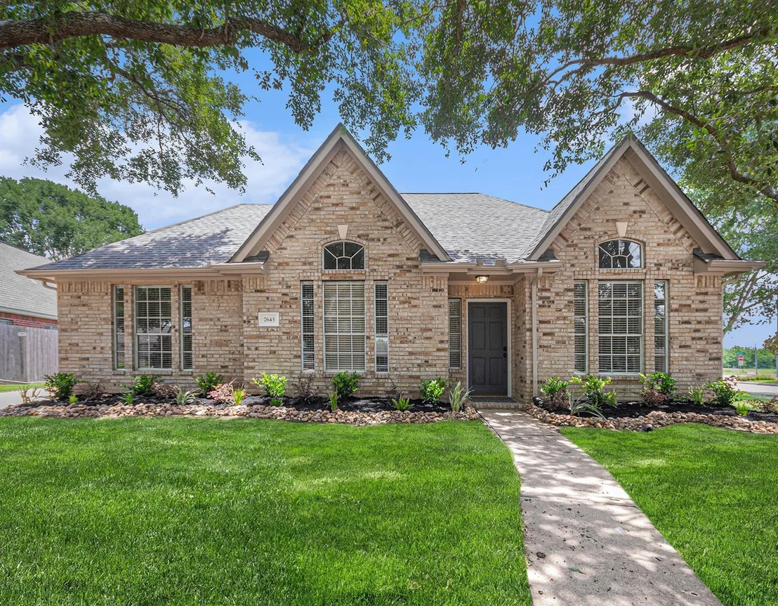 Photo of 7643 Rainbow Bend Drive