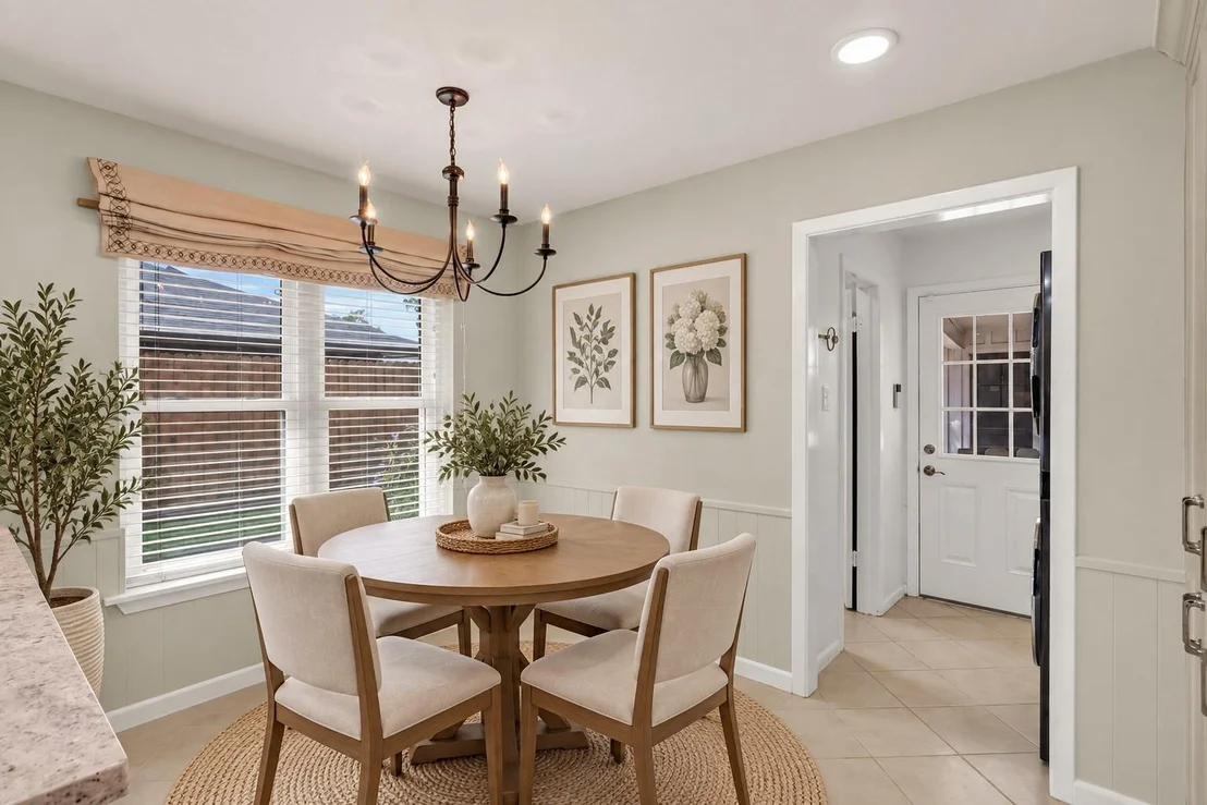 Photo of 11418 Valley Stream Drive