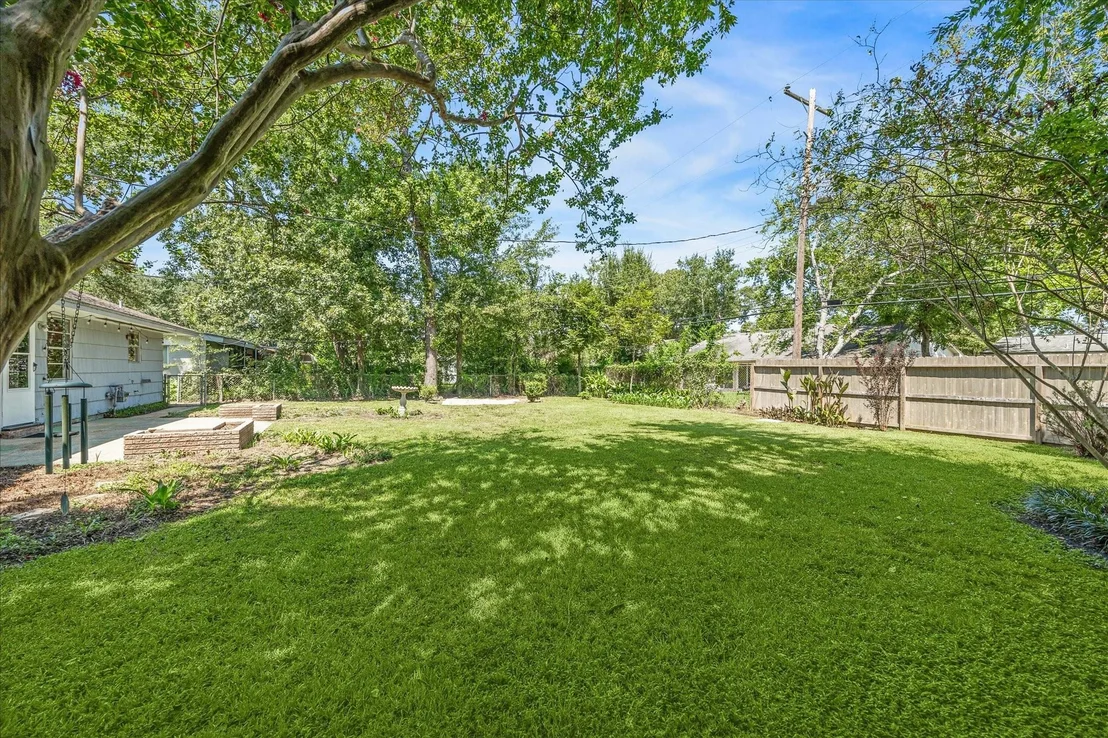 Photo of 5310 Hialeah Drive