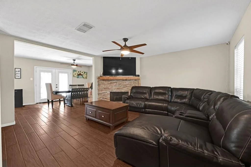 Photo of 25311 Holyoke Lane