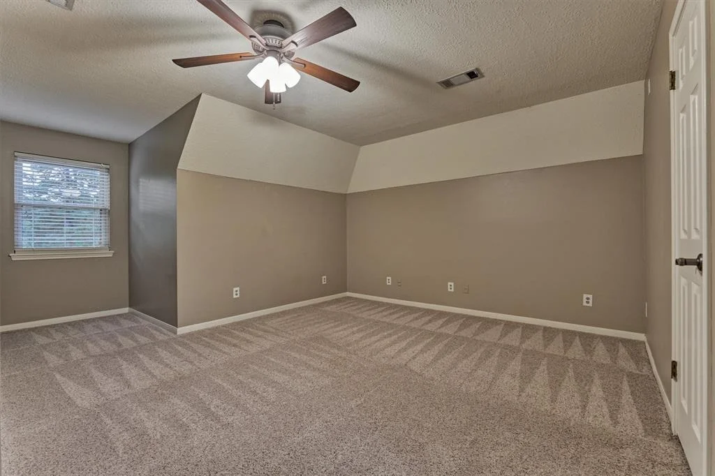 Photo of 24718 Creekview Drive
