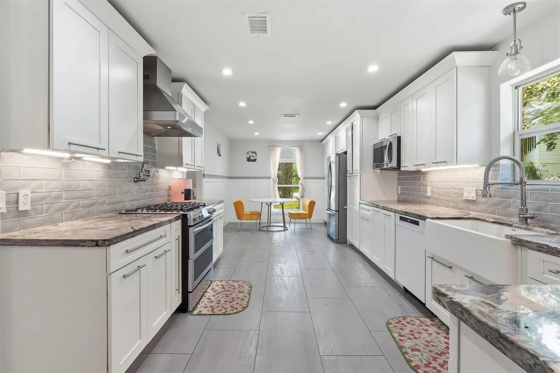 Photo of 6518 Elmgrove Road