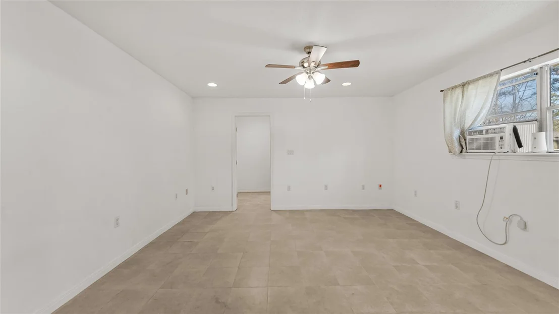 Photo of 1711 Woodhue Drive