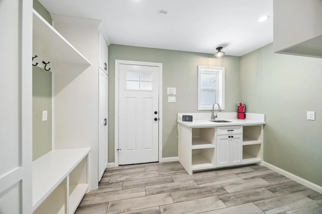Photo of 11007 Cranbrook Road