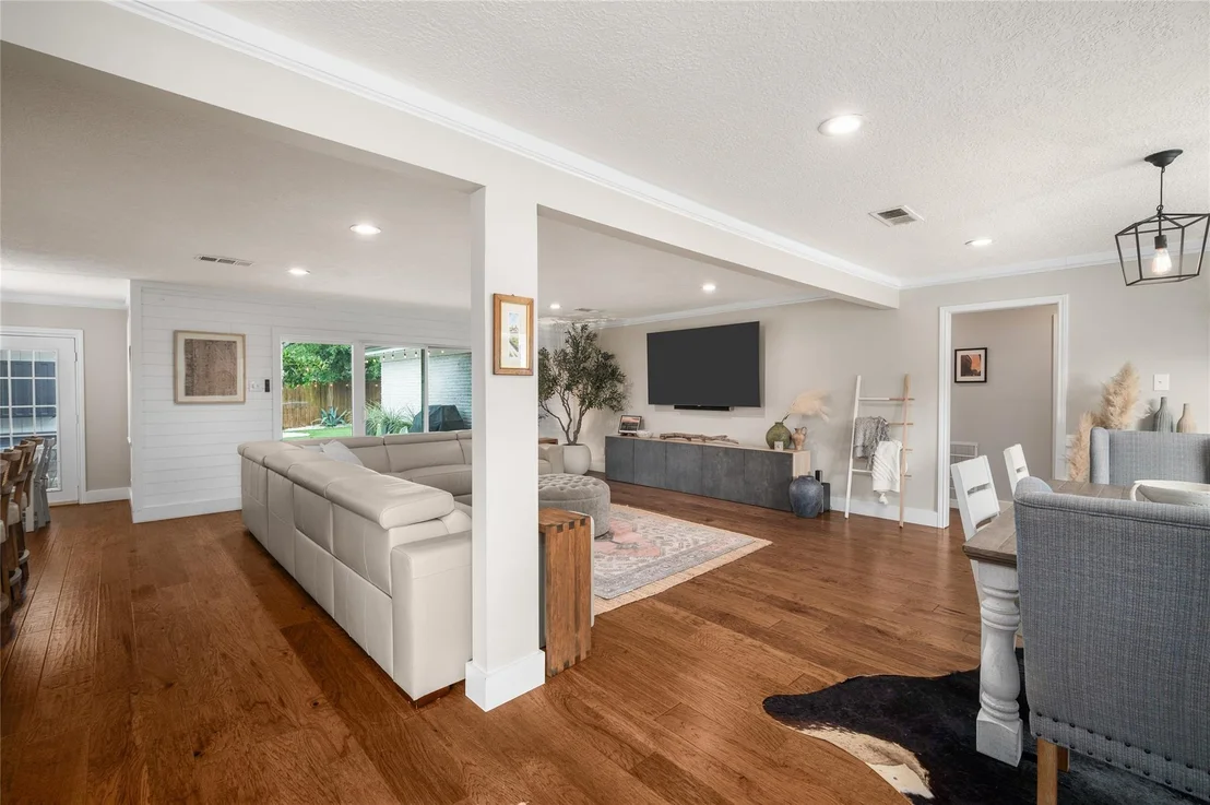 Photo of 10622 Riverview Drive