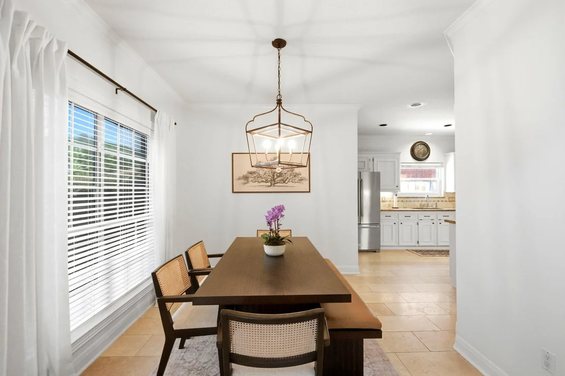 Photo of 1846 Raintree Circle