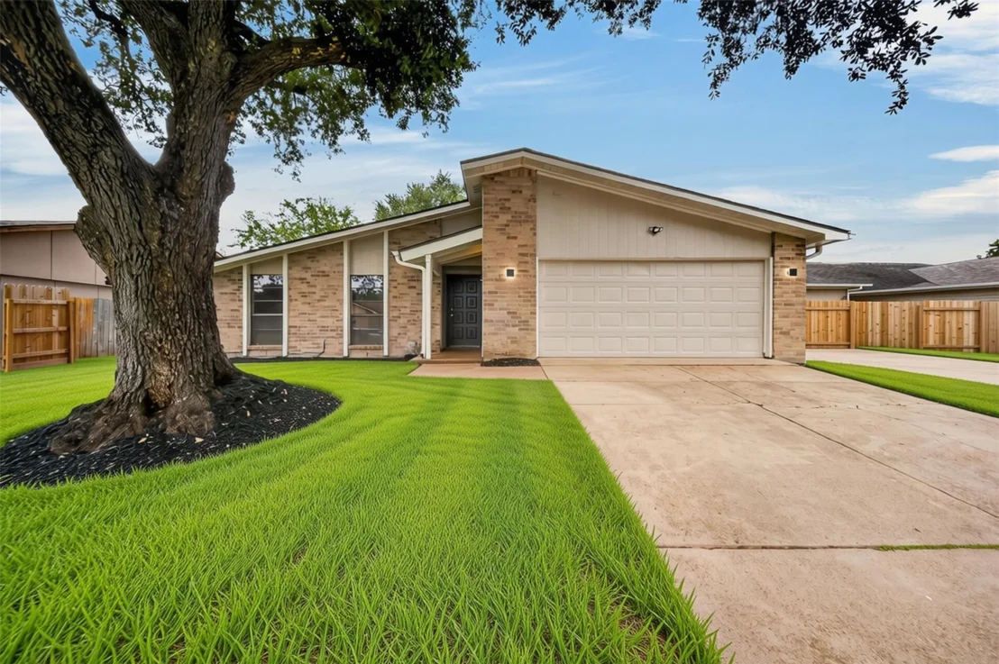 Photo of 16807 Clan Macintosh Drive