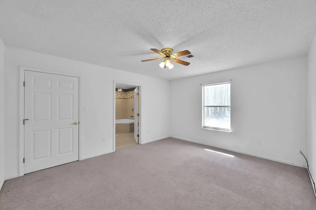 Photo of 121 Magnolia Boulevard