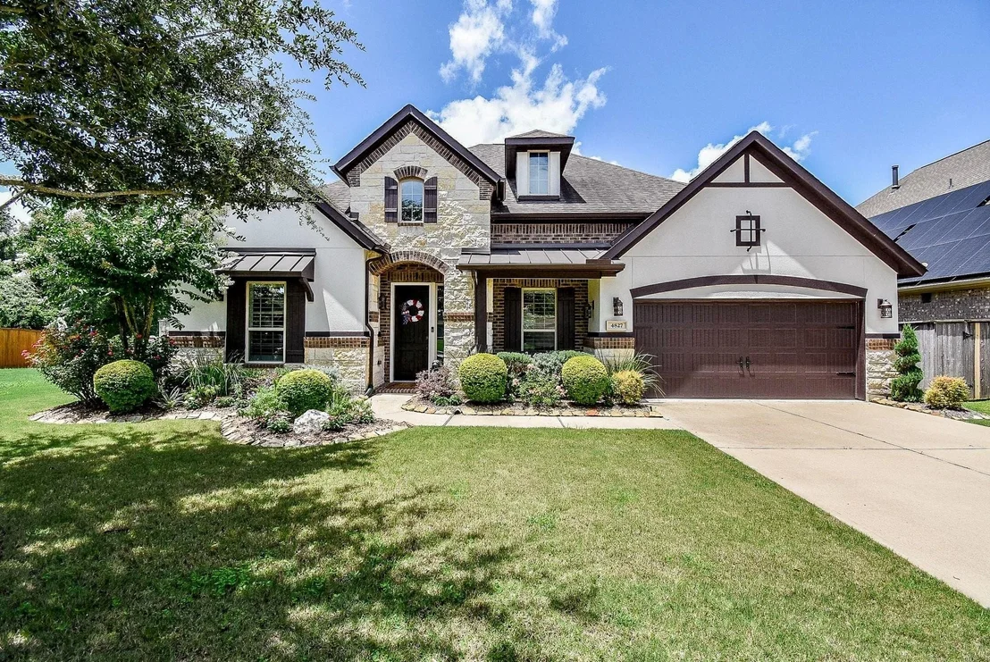 Photo of 4827 Legend Creek Drive