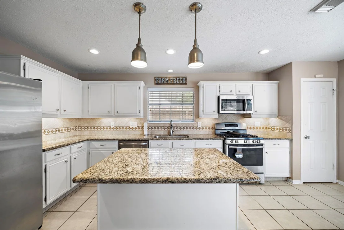 Photo of 14943 Chestnut Falls Drive