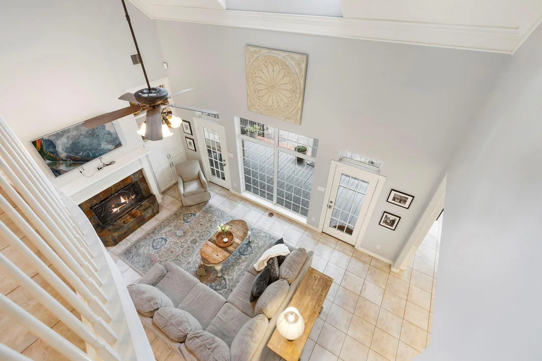 Photo of 10810 Lake Windcrest