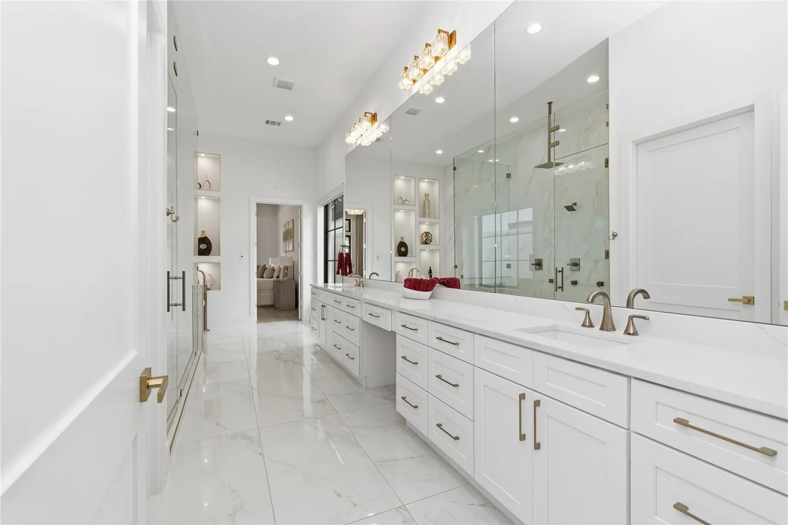Photo of 13034 Memorial Drive