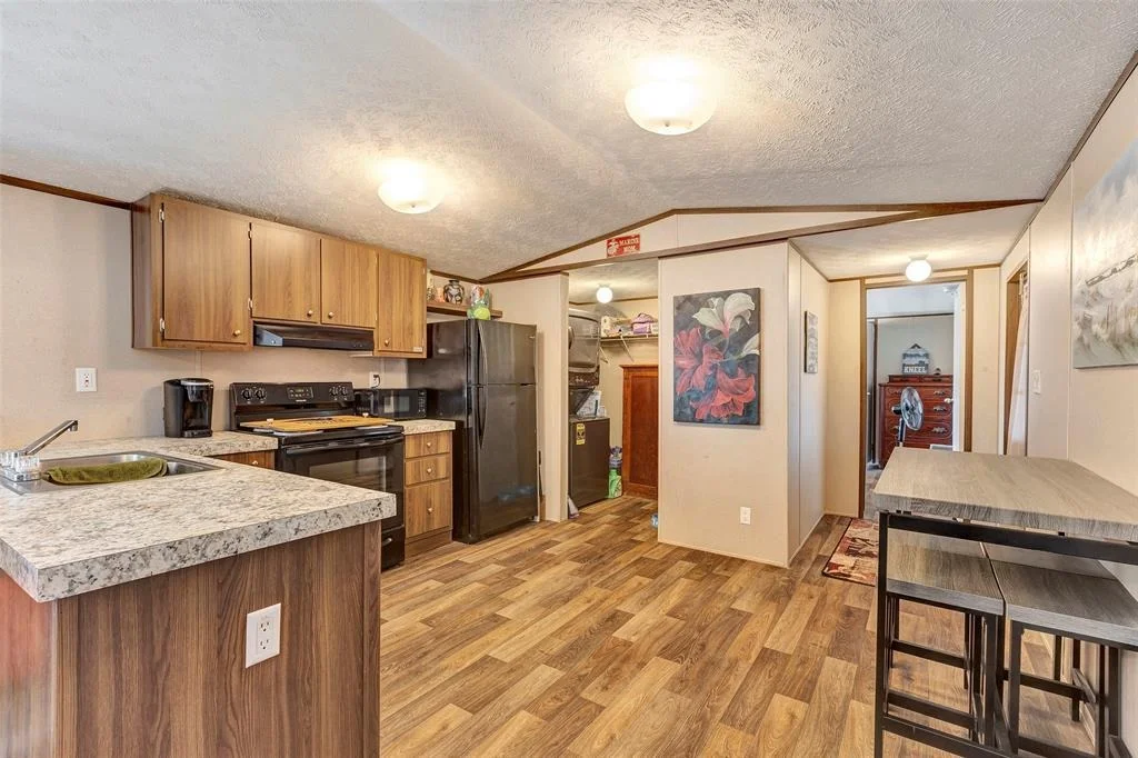 Photo of 749 Bradford Street