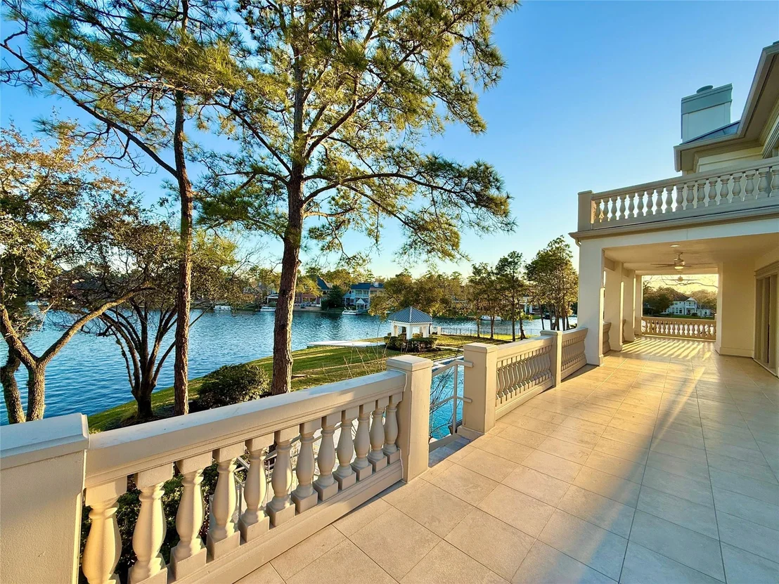 Photo of 10 West Isle Place