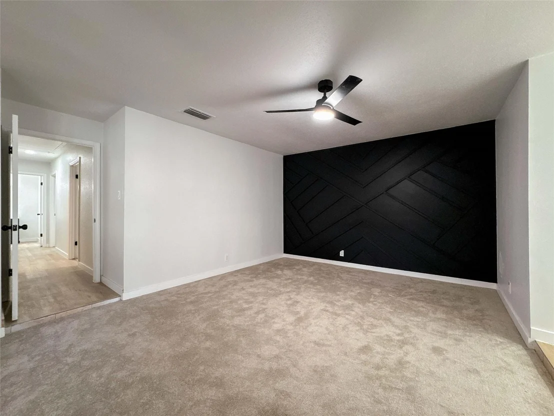 Photo of 4934 Whispering Falls Drive