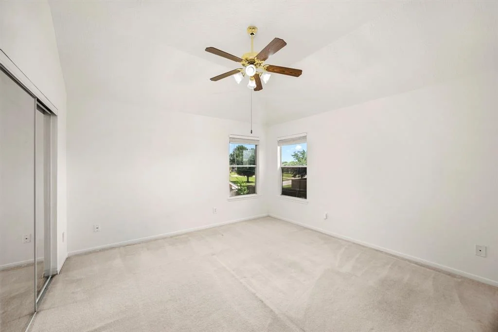 Photo of 9818 Goldenglade Drive