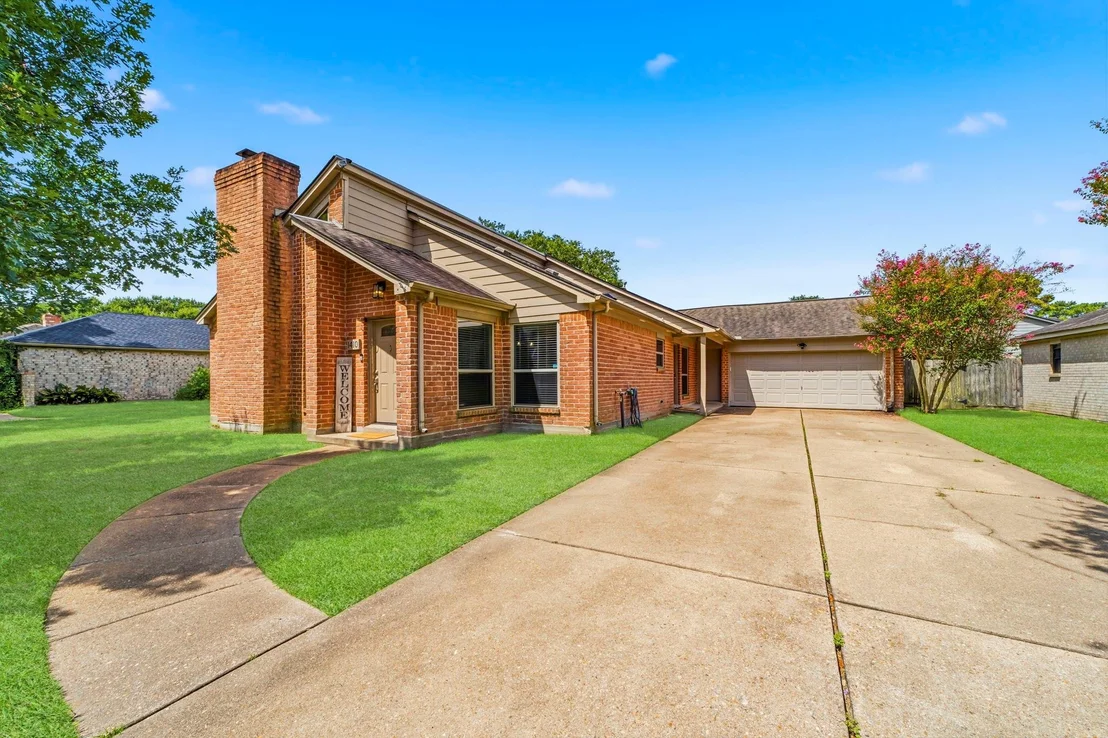 Photo of 1410 Park Wind Drive