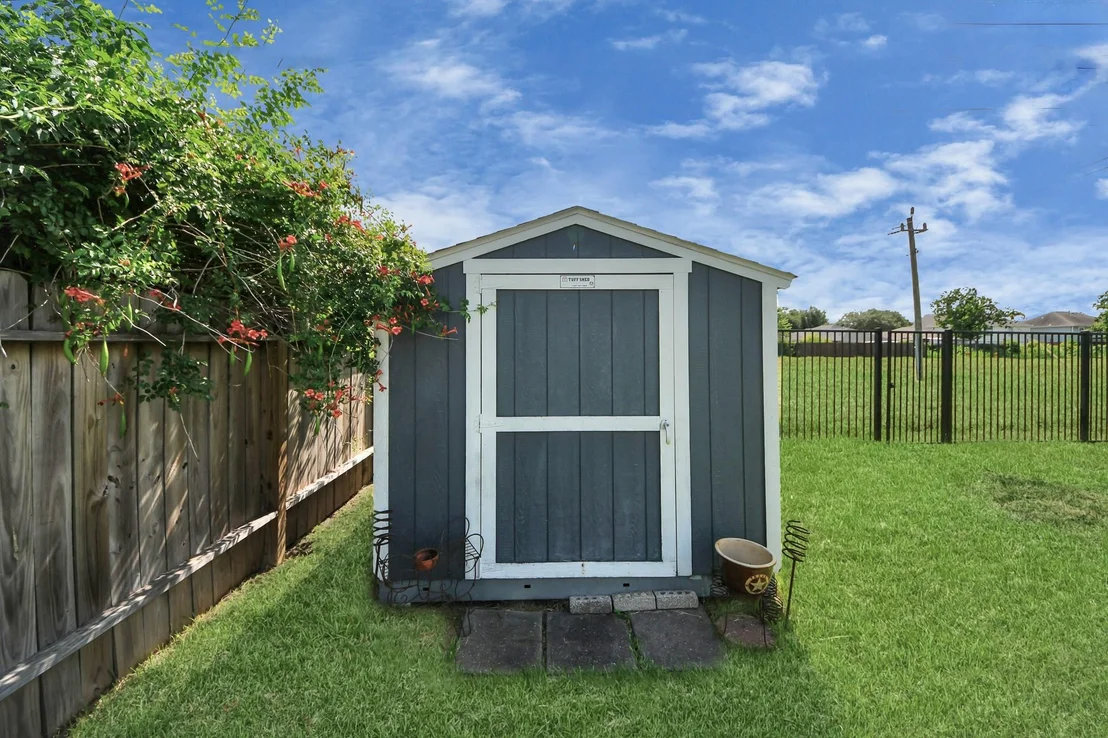 Photo of 1102 Heathfield Drive