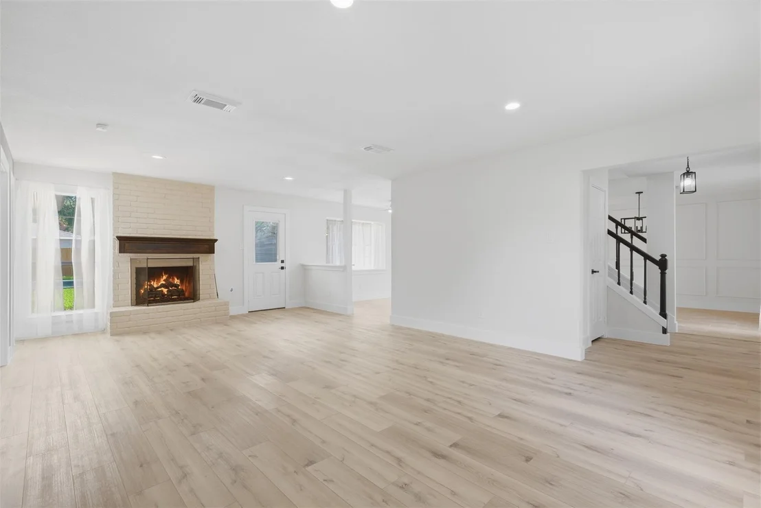 Photo of 8119 Pine Green Lane