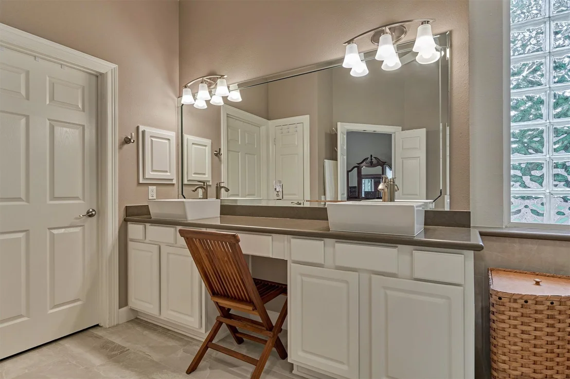Photo of 18 Coachman Ridge Place