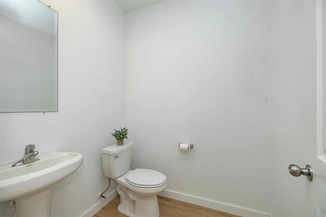Photo of 2819 Roman Forest Boulevard
