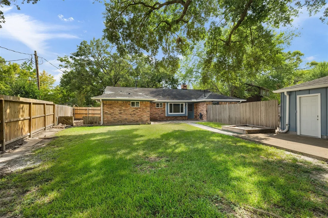 Photo of 12310 Waldemar Drive